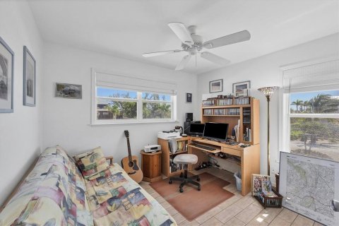 House in Placida, Florida 3 bedrooms, 134.34 sq.m. № 2108090 - photo 22