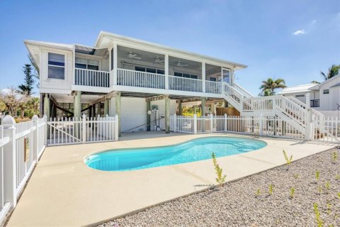 House in Placida, Florida 3 bedrooms, 134.34 sq.m. № 2108090 - photo 28