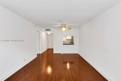 Copropriété à vendre à Davie, Floride: 1 chambre, 60.76 m2 № 2045460 - photo 6