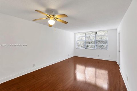 Copropriété à vendre à Davie, Floride: 1 chambre, 60.76 m2 № 2045460 - photo 5