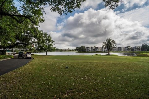 Copropriété à vendre à Davie, Floride: 1 chambre, 60.76 m2 № 2045460 - photo 21