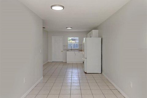 Commercial property in Bradenton, Florida 8 bedrooms, 256.04 sq.m. № 2095781 - photo 14