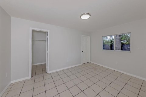 Commercial property in Bradenton, Florida 8 bedrooms, 256.04 sq.m. № 2095781 - photo 23
