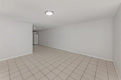 Commercial property in Bradenton, Florida 8 bedrooms, 256.04 sq.m. № 2095781 - photo 10