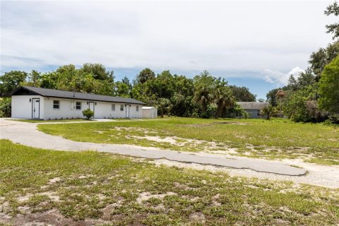 House in Umatilla, Florida 3 bedrooms, 101.08 sq.m. № 1853336 - photo 18