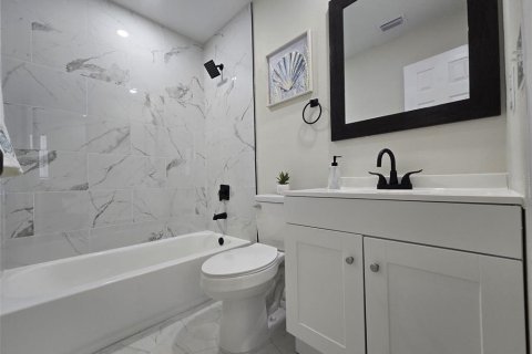 Villa ou maison à vendre à Umatilla, Floride: 3 chambres, 101.08 m2 № 1853336 - photo 9