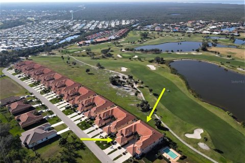 Condominio en venta en Punta Gorda, Florida, 3 dormitorios, 221.39 m2 № 1909268 - foto 1