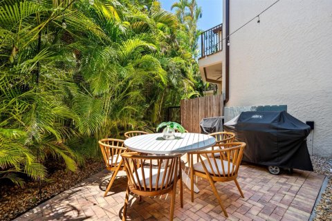 Townhouse in Delray Beach, Florida 3 bedrooms, 228.35 sq.m. № 2088125 - photo 17
