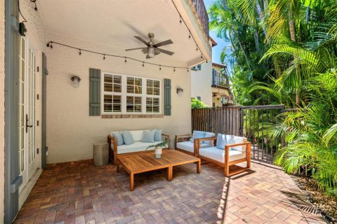 Townhouse in Delray Beach, Florida 3 bedrooms, 228.35 sq.m. № 2088125 - photo 16