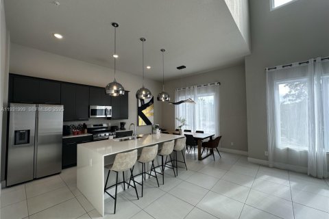 Condo in Kissimmee, Florida, 5 bedrooms  № 1990493 - photo 17