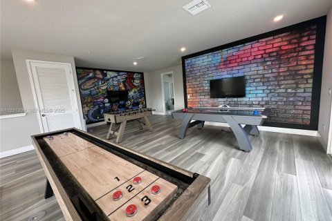 Condo in Kissimmee, Florida, 5 bedrooms  № 1990493 - photo 4