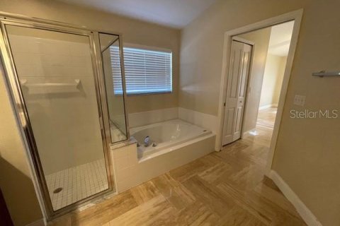 Casa en alquiler en Tampa, Florida, 4 dormitorios, 197.88 m2 № 1770889 - foto 10