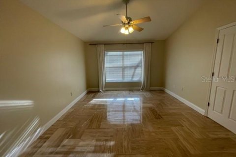 Casa en alquiler en Tampa, Florida, 4 dormitorios, 197.88 m2 № 1770889 - foto 11