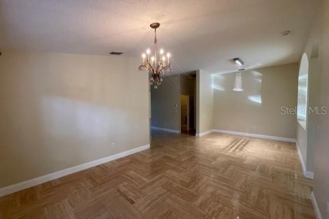 Casa en alquiler en Tampa, Florida, 4 dormitorios, 197.88 m2 № 1770889 - foto 13