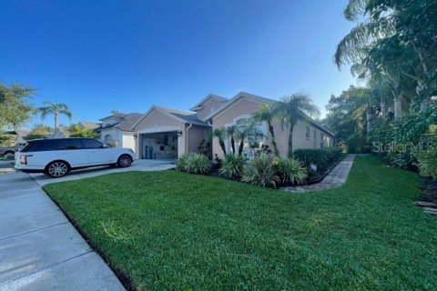 Casa en alquiler en Tampa, Florida, 4 dormitorios, 197.88 m2 № 1770889 - foto 1