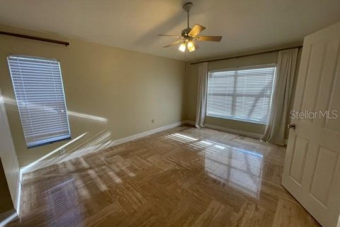 Casa en alquiler en Tampa, Florida, 4 dormitorios, 197.88 m2 № 1770889 - foto 8