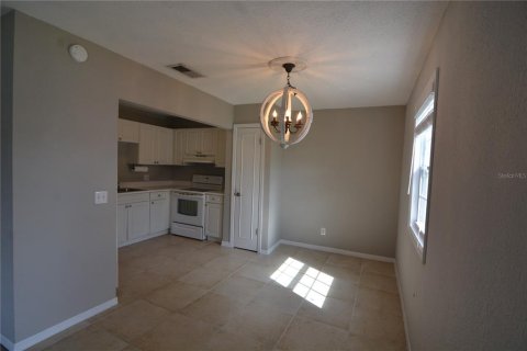 Copropriété à vendre à Tampa, Floride: 2 chambres, 85.84 m2 № 1775094 - photo 6