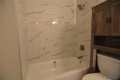 Copropriété à vendre à Tampa, Floride: 2 chambres, 85.84 m2 № 1775094 - photo 20