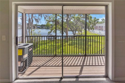 Copropriété à vendre à Tampa, Floride: 2 chambres, 85.84 m2 № 1775094 - photo 8