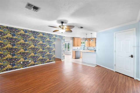 House in Hernando, Florida 2 bedrooms, 197.51 sq.m. № 1644397 - photo 17