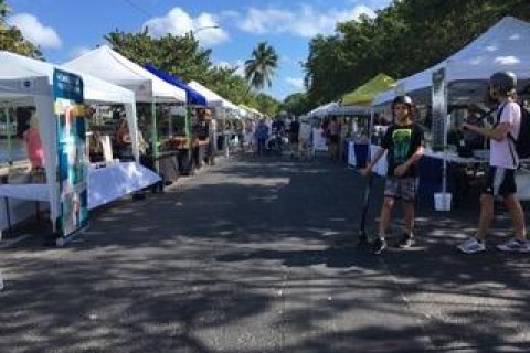 Propiedad comercial en alquiler en Palm Beach, Florida, 1 dormitorio, 65.03 m2 № 822983 - foto 1