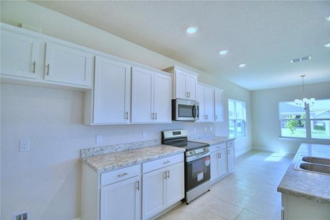 Casa en venta en Winter Haven, Florida, 4 dormitorios, 223.43 m2 № 915080 - foto 10