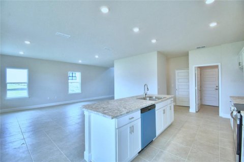 Casa en venta en Winter Haven, Florida, 4 dormitorios, 223.43 m2 № 915080 - foto 9