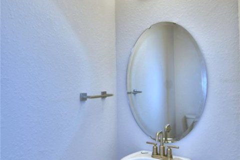 Casa en venta en Winter Haven, Florida, 4 dormitorios, 223.43 m2 № 915080 - foto 15