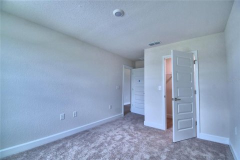 Casa en venta en Winter Haven, Florida, 4 dormitorios, 223.43 m2 № 915080 - foto 22
