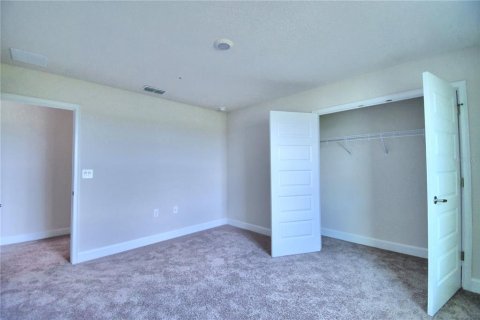 Casa en venta en Winter Haven, Florida, 4 dormitorios, 223.43 m2 № 915080 - foto 28