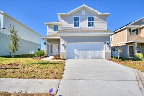 Casa en venta en Winter Haven, Florida, 4 dormitorios, 223.43 m2 № 915080 - foto 1