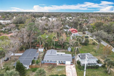 House in Port Orange, Florida 3 bedrooms, 115.94 sq.m. № 2222978 - photo 26