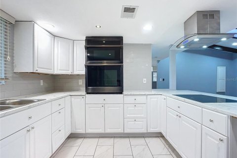 House in Port Orange, Florida 3 bedrooms, 115.94 sq.m. № 2222978 - photo 16