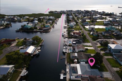 Casa en venta en Hernando Beach, Florida, 3 dormitorios, 153.47 m2 № 1805803 - foto 2