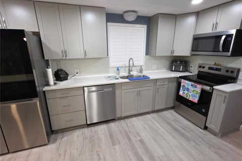 Casa en venta en Hernando Beach, Florida, 3 dormitorios, 153.47 m2 № 1805803 - foto 10