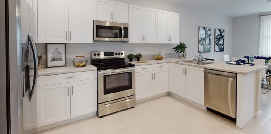 Таунхаус в SUNSET PINES в Пемброк-Пайнс, Флорида 4 спальни, 170м2 № 32492