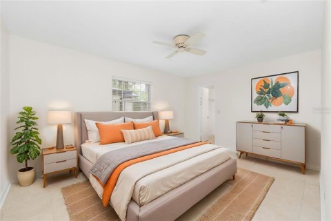 House in Gainesville, Florida 2 bedrooms, 107.02 sq.m. № 2106624 - photo 8