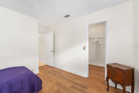 House in Gainesville, Florida 2 bedrooms, 107.02 sq.m. № 2106624 - photo 14