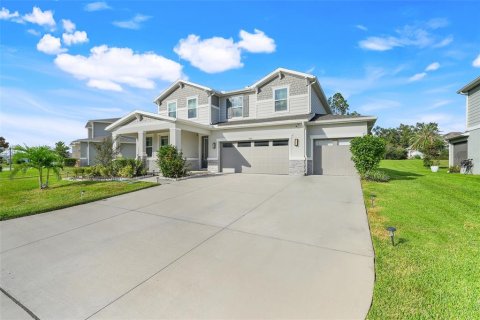 House in Clermont, Florida 4 bedrooms, 298.22 sq.m. № 2203317 - photo 6