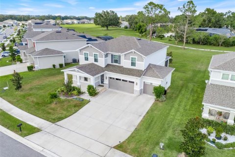 House in Clermont, Florida 4 bedrooms, 298.22 sq.m. № 2203317 - photo 9