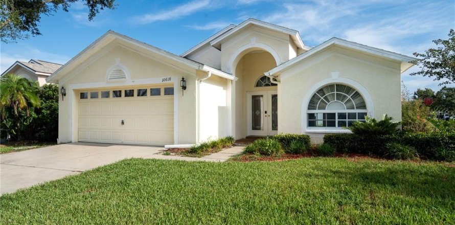 House in Riverview, Florida 3 bedrooms, 172.24 sq.m. № 1886866