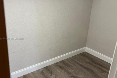 Touwnhouse à louer à Homestead, Floride: 3 chambres, 146.79 m2 № 2040464 - photo 28