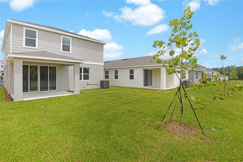 House in Dundee, Florida 4 bedrooms, 224.27 sq.m. № 1685195 - photo 17