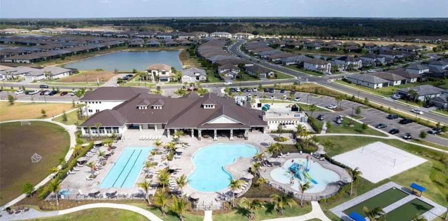 Adosado en Fort Myers, Florida 3 dormitorios, 180.42 m2 № 2280492