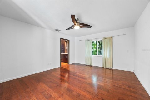 Villa ou maison à vendre à Tampa, Floride: 4 chambres, 401.34 m2 № 1907607 - photo 25