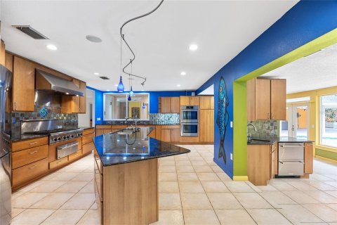 Villa ou maison à vendre à Tampa, Floride: 4 chambres, 401.34 m2 № 1907607 - photo 15