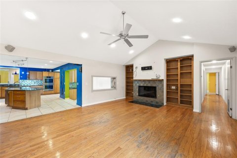 Villa ou maison à vendre à Tampa, Floride: 4 chambres, 401.34 m2 № 1907607 - photo 22