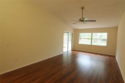 Casa en alquiler en Sarasota, Florida, 2 dormitorios, 108.6 m2 № 1885895 - foto 6