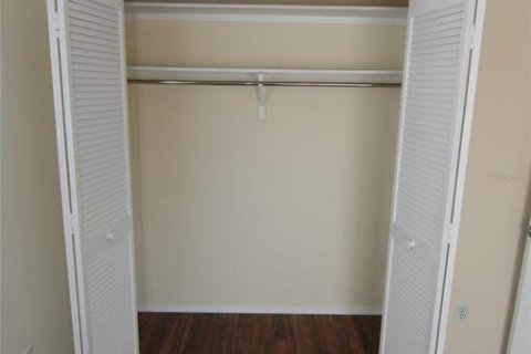 Casa en alquiler en Sarasota, Florida, 2 dormitorios, 108.6 m2 № 1885895 - foto 15