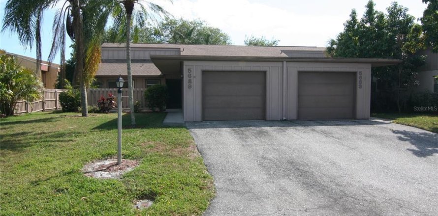 Casa en Sarasota, Florida 2 dormitorios, 108.6 m2 № 1885895